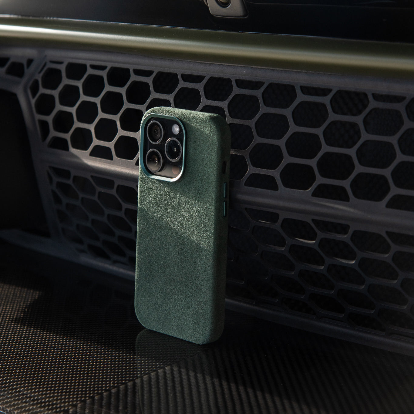 CAPA ALCANTARA VERDE MAGSAFE