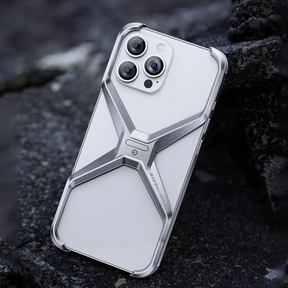CAPA IPHONE MINIMALISTA TITANIUM