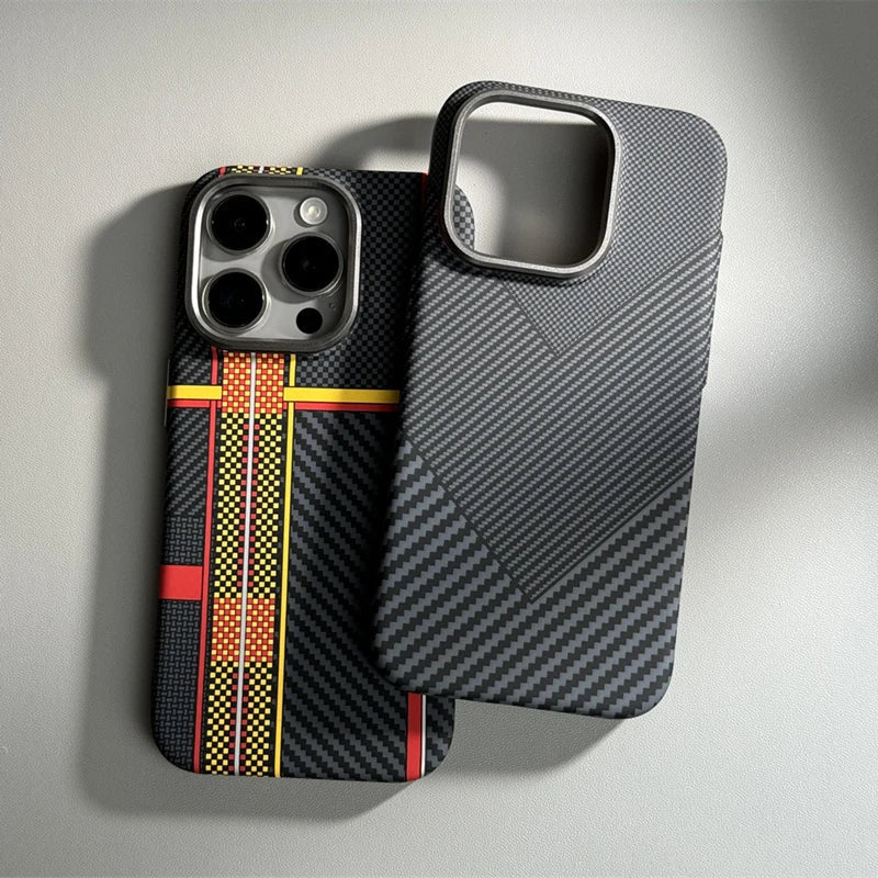 CAPA IPHONE CARBON COLORS MAGSAFE