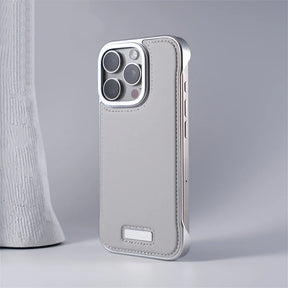 CAPA IPHONE COURO IRON MAGSAFE