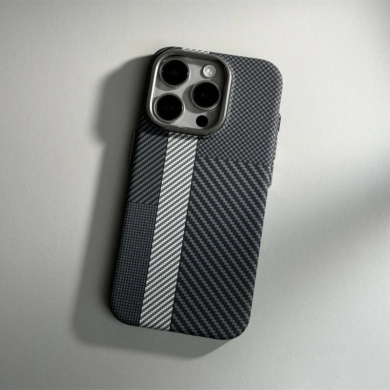 CAPA IPHONE CARBON COLORS MAGSAFE