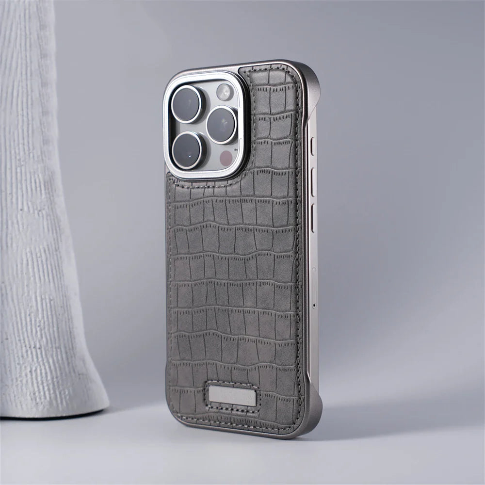 CAPA IPHONE COURO IRON MAGSAFE