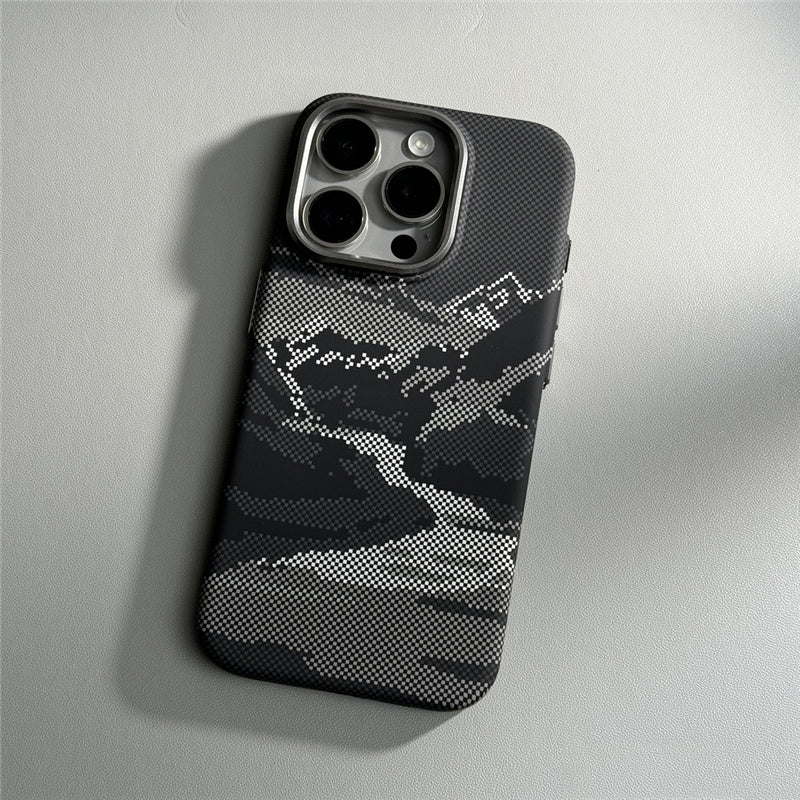 CAPA IPHONE CARBON MOUNTAINS MAGSAFE