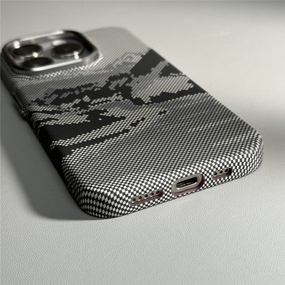 CAPA IPHONE CARBON MOUNTAINS MAGSAFE