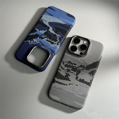 CAPA IPHONE CARBON MOUNTAINS MAGSAFE