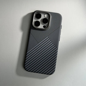 CAPA IPHONE CARBON COLORS MAGSAFE