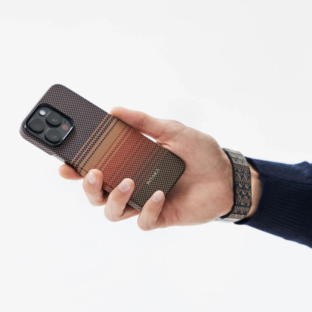 CAPA IPHONE ESSENZA MAGSAFE