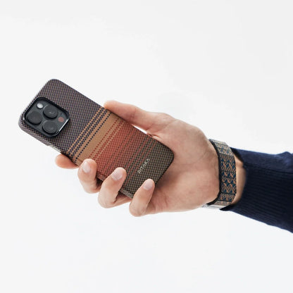 CAPA IPHONE ESSENZA MAGSAFE